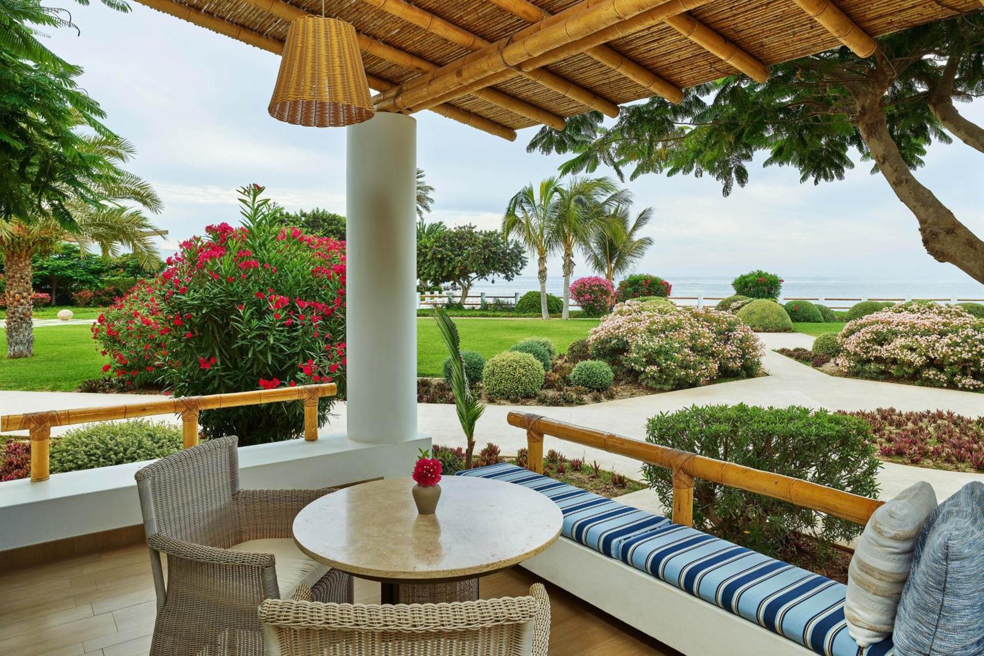 โรงแรมปารากัส อะ ลักชัวรี คอลเลคชั่น รีสอร์ต ปารากัส ภายนอก รูปภาพ View from a suite at the Four Seasons Resort Los Cabos